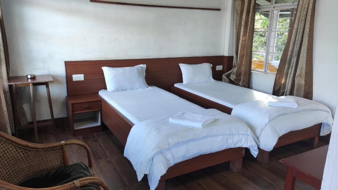 Peit Them Resort Mawlynnong Exterior photo